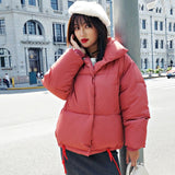 Estilo coreano 2019 Chaqueta de invierno Mujer Cuello alto Sólido Negro Blanco Abrigo de plumón femenino Suelto Parka corta para mujer de gran tamaño